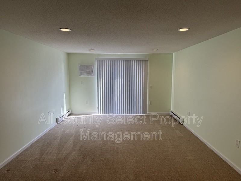 2 Ocean Ave #3F - Photo 5 of 13