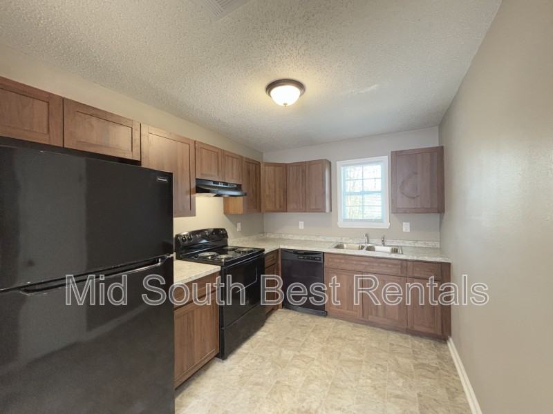 4224 Elam St - Photo 3 of 7