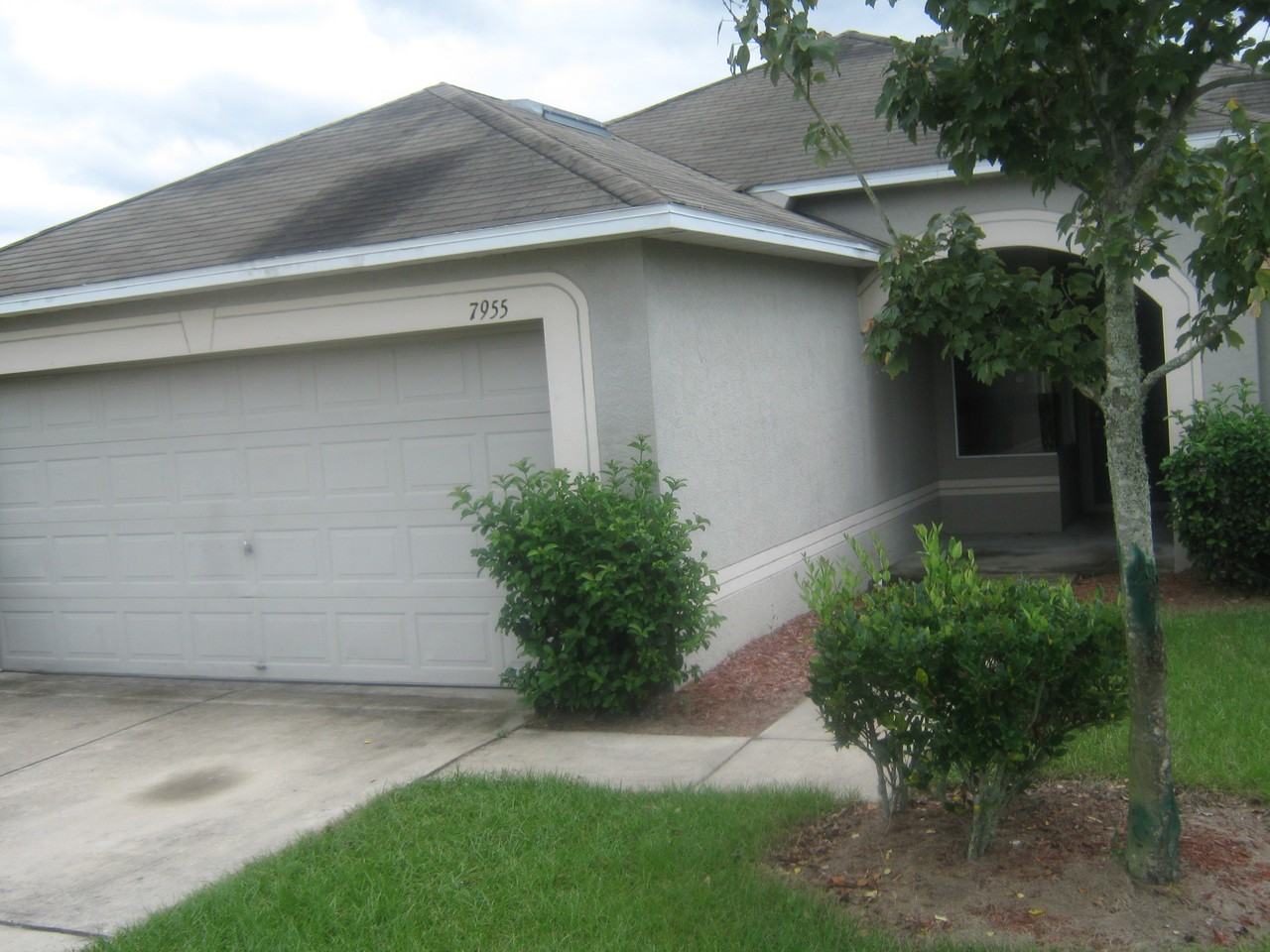 7955 Merchantville Cir - Photo 2 of 12