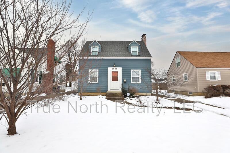 1900 Merryhill Dr - Photo 2 of 38