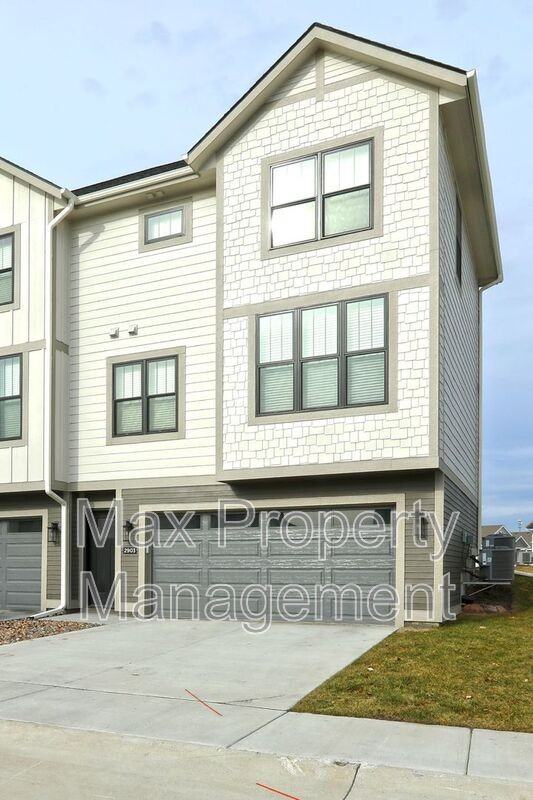 2903 Sw Prairie Trail Pkwy - Photo 2 of 23