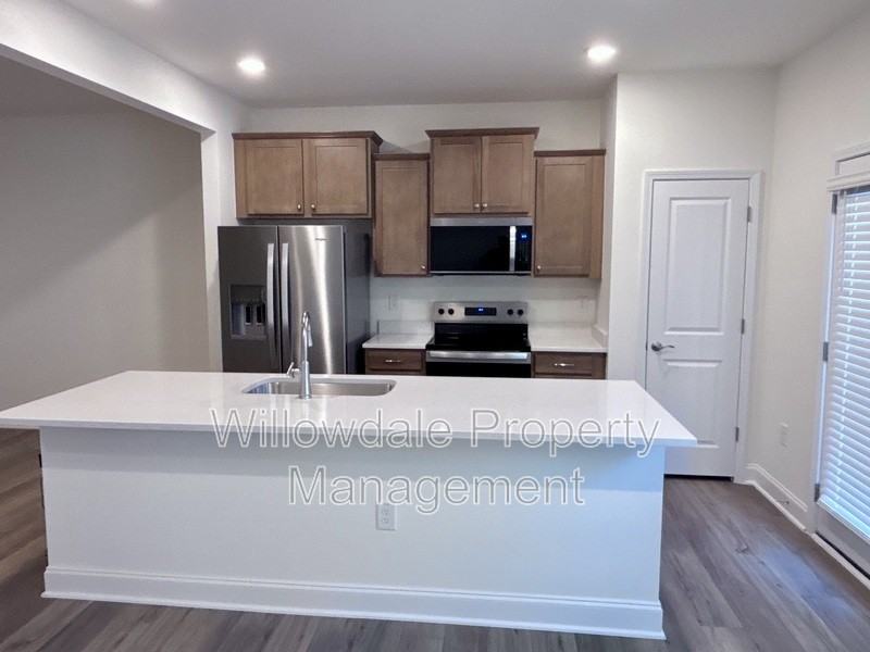 44 Lavender Ln - Photo 5 of 36