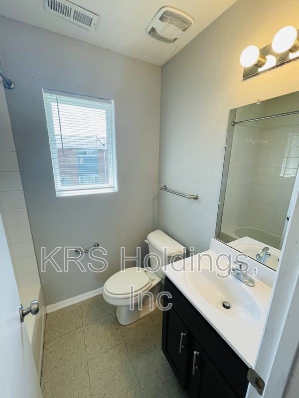 4113 Newsome Dr #A - Photo 4 of 8