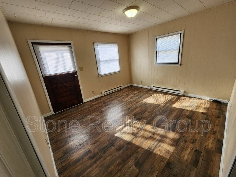 6 E Union St - Photo 2 of 7