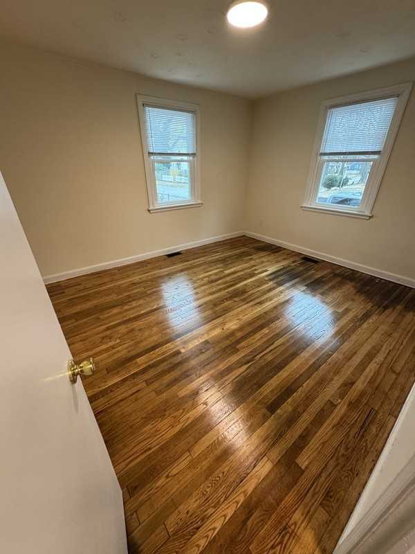 3419 Meadowbridge Rd - Photo 6 of 11