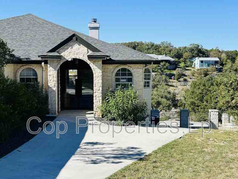 321 Village View Drive - Photo 2 of 48