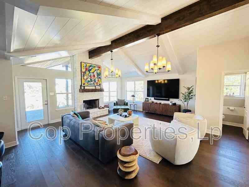 321 Village View Drive - Photo 5 of 48