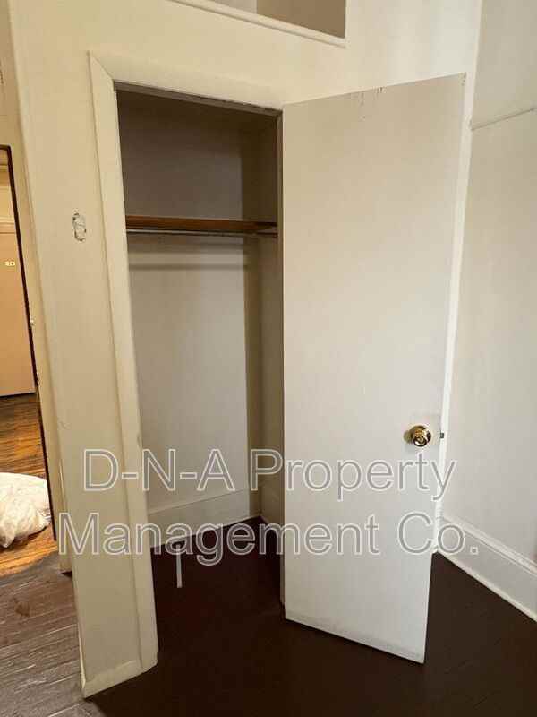 729 Main St #21 - Photo 4 of 4
