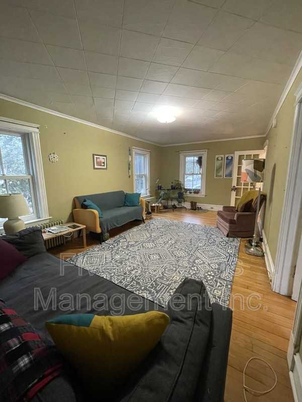 27 Nash Pl - Photo 5 of 29