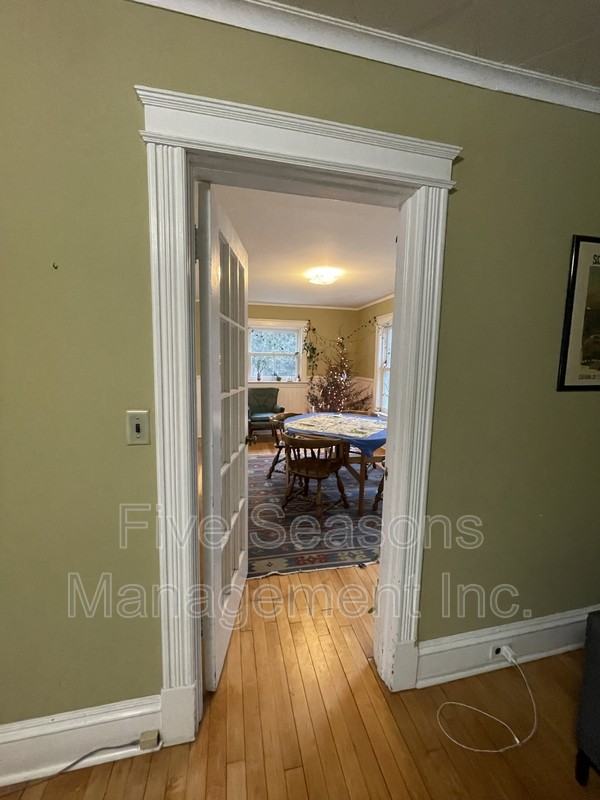27 Nash Pl - Photo 6 of 29