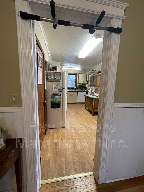 27 Nash Pl - Photo 7 of 29