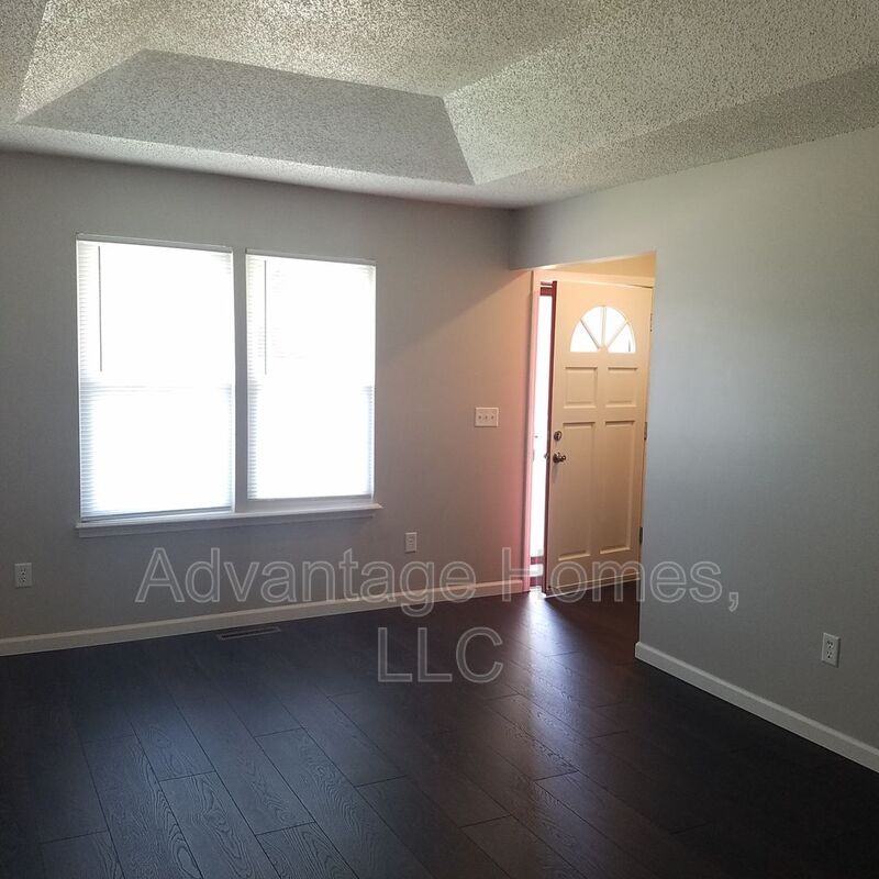 11418 E 71st St - Photo 3 of 31