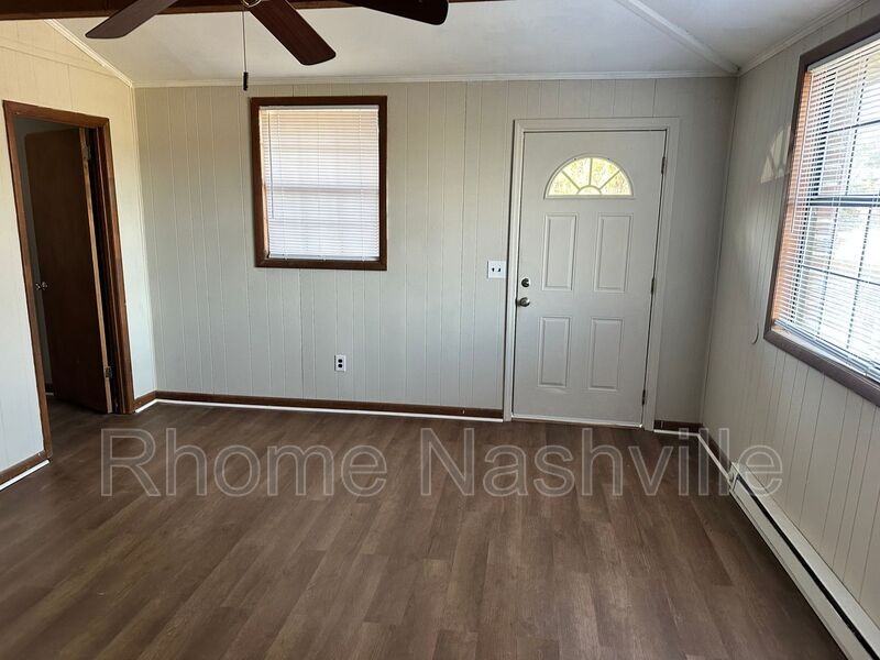 455 Cedarvalley Dr - Photo 7 of 16