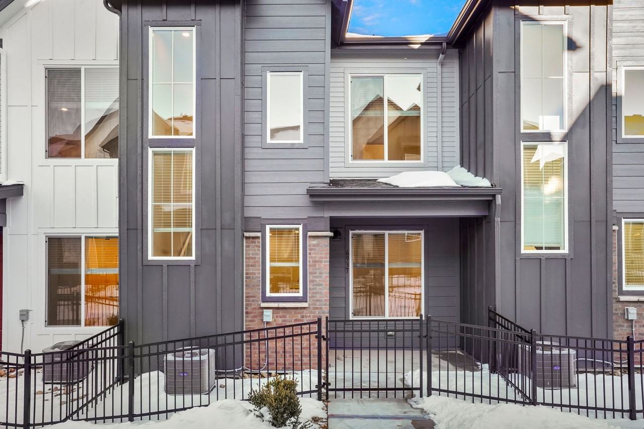 The Townes at Skyline Ridge | Castle Pines, CO - Photo 5 of 9