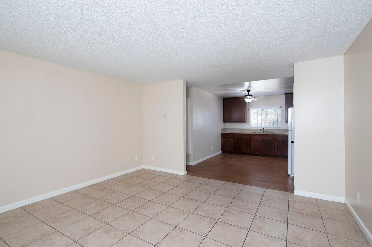 3 bed 2 bath in the heart of San Diego - Photo 5 of 17