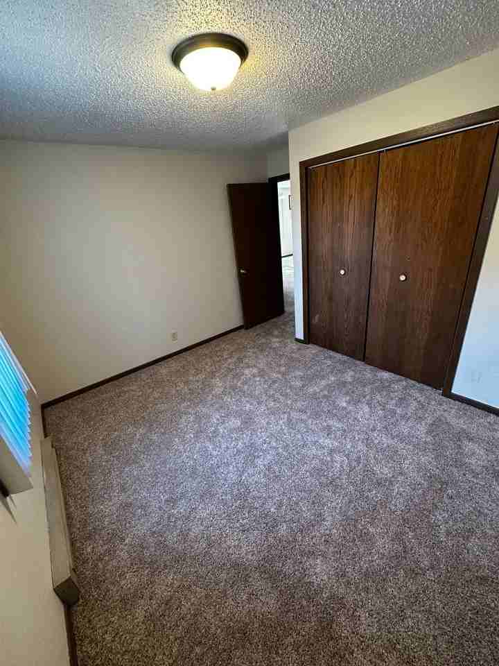 1144-1166 Sunset Ln - Photo 6 of 9