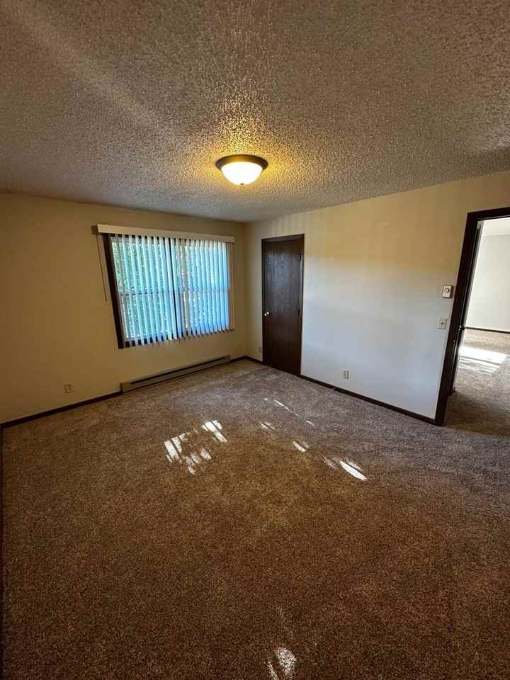 1144-1166 Sunset Ln - Photo 7 of 9