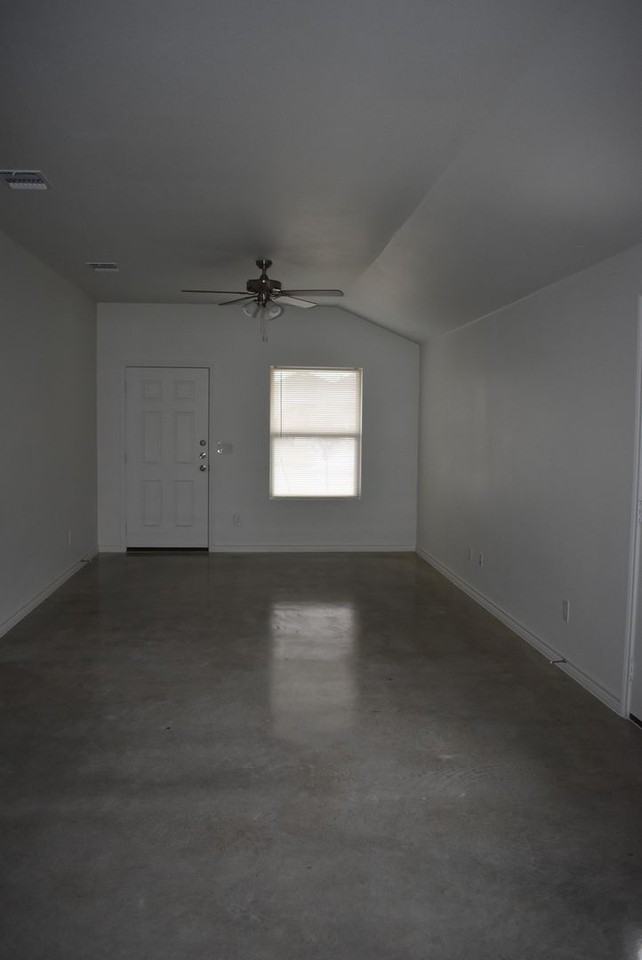 6104 Harriet Tubman Ave - Photo 2 of 26