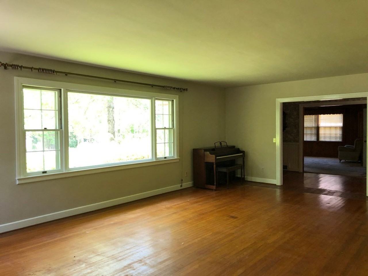 815 S Gay St - Photo 4 of 16