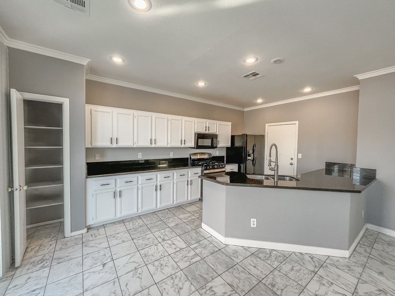 3335 Antique Rose Dr - Photo 7 of 50