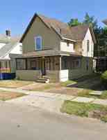featured image of 542 W 4th St