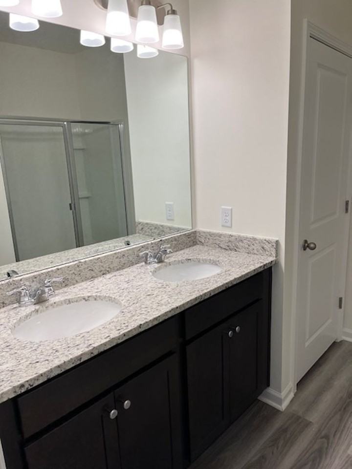 429 Beecher Dr - Photo 7 of 13