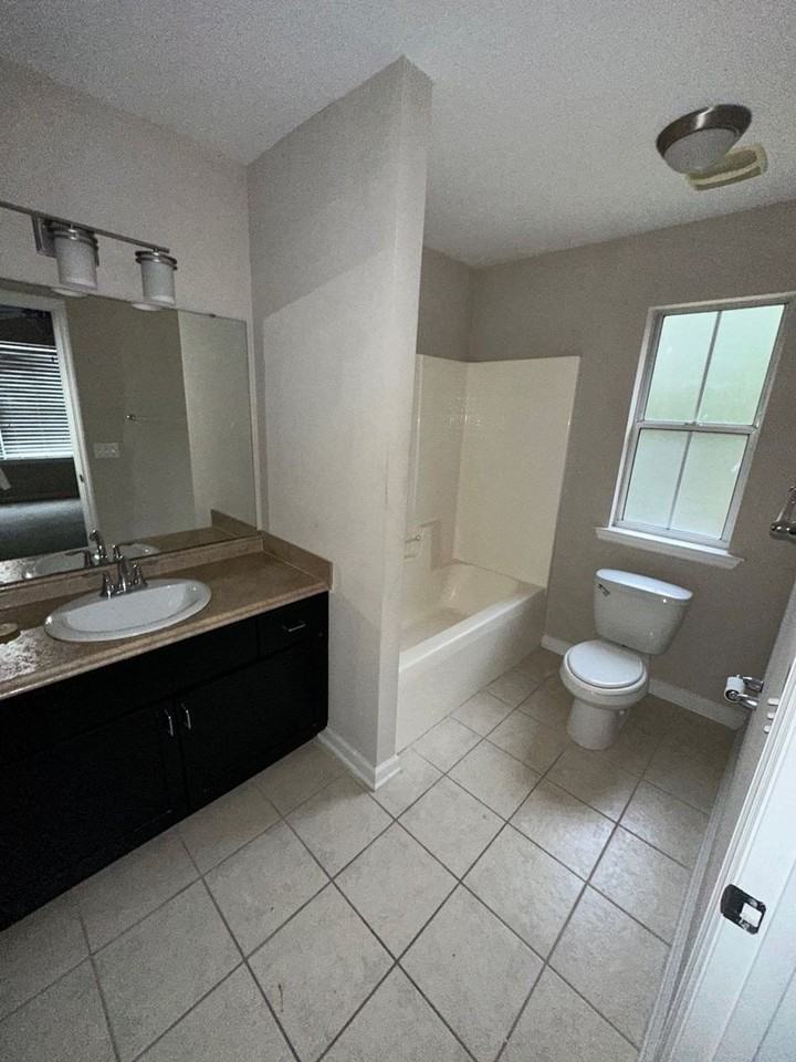 Lexington Woods - Photo 7 of 21