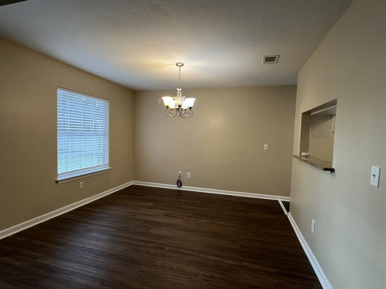 517 Lake Jordan Blvd W - Photo 5 of 16