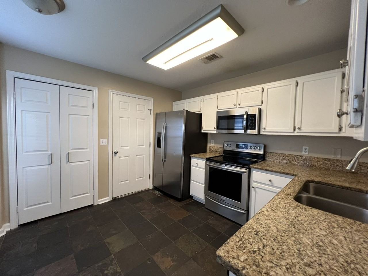 517 Lake Jordan Blvd W - Photo 7 of 16