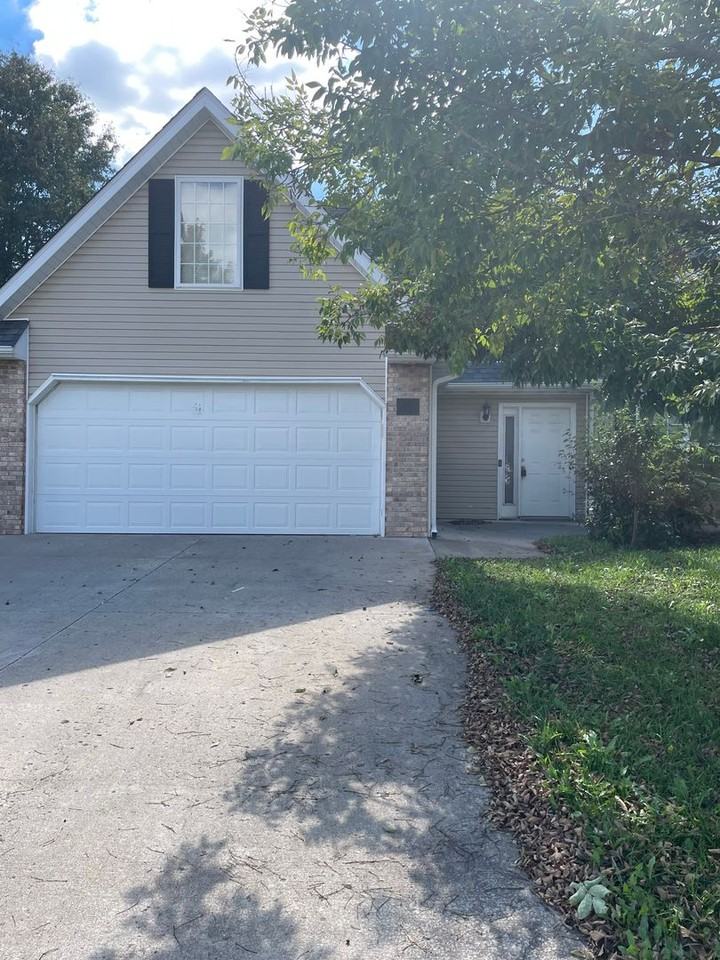 802 Ames Dr - Photo 2 of 20