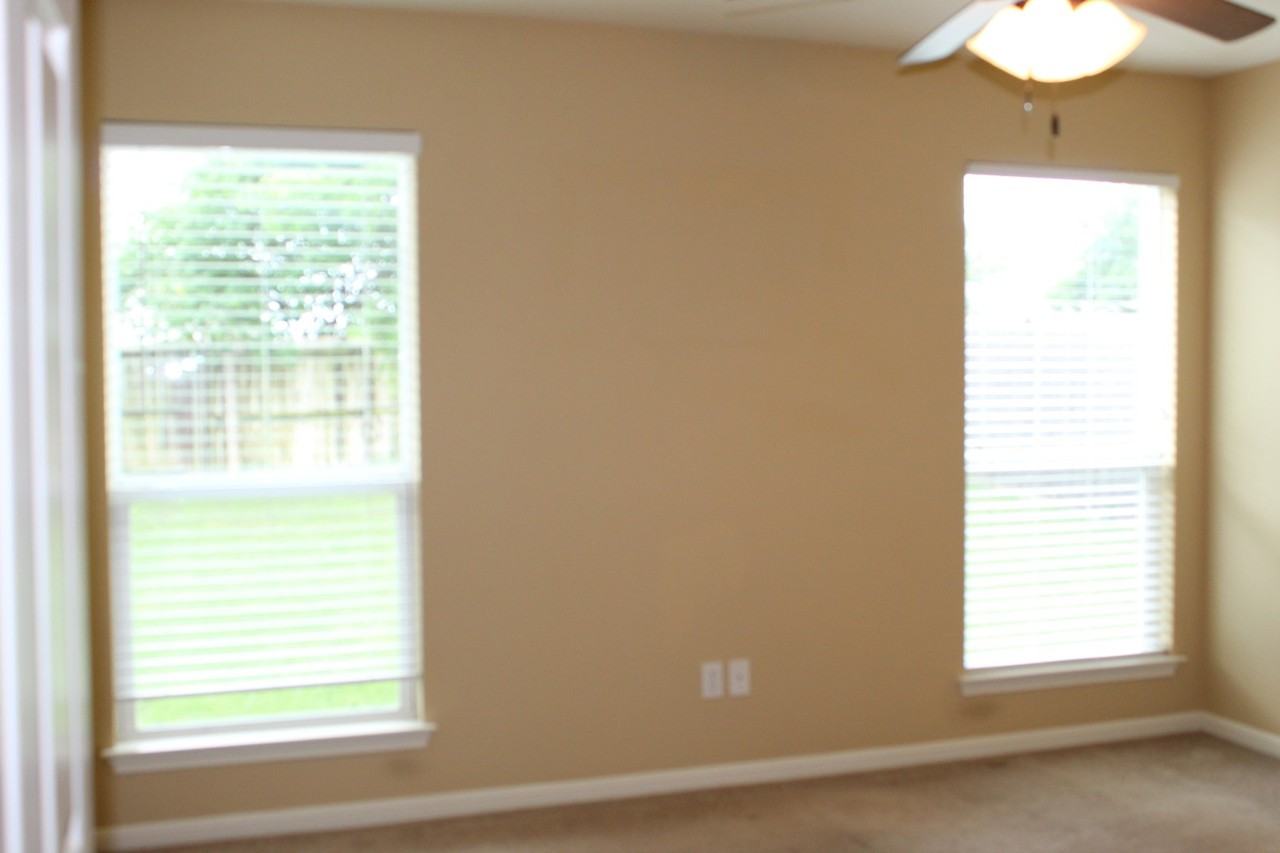 7707 Bridgepointe Dr - Photo 6 of 17