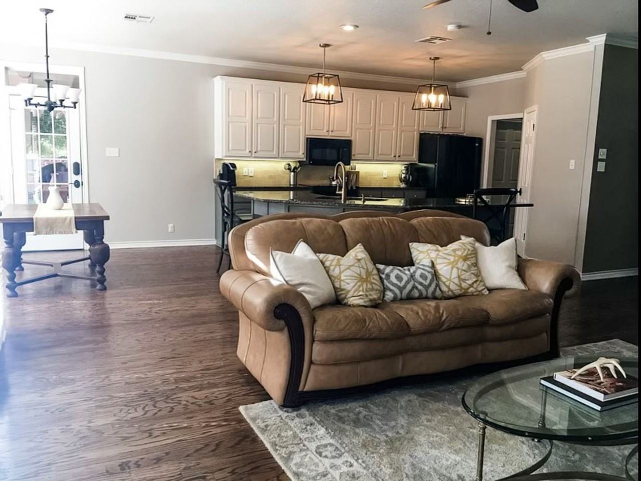 2013 Highland Dr - Photo 7 of 47