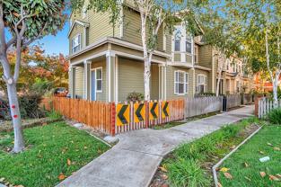 581 Bridgeport Ter - Photo 1 of 1