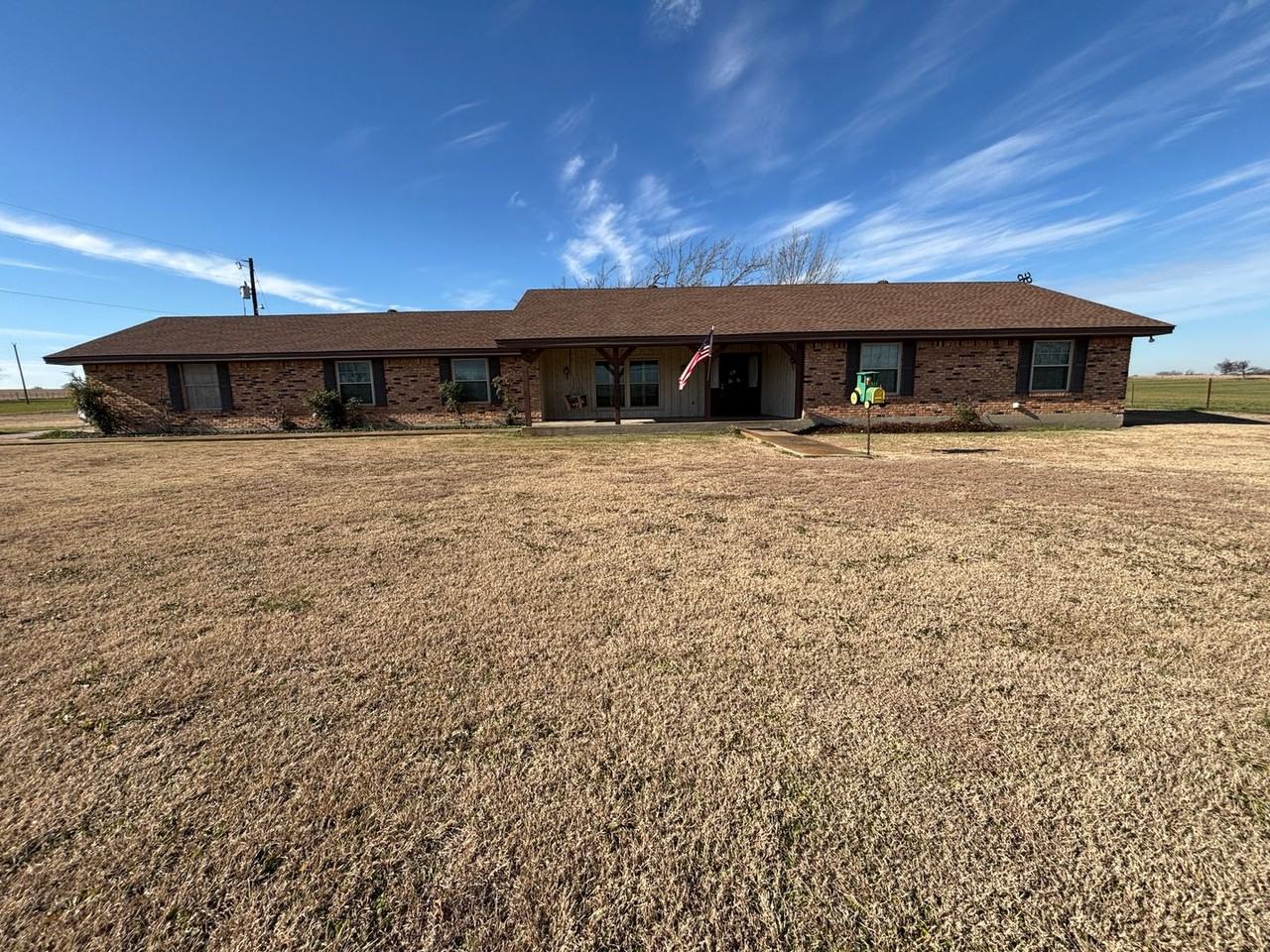 2809 County Road 1227 - Photo 2 of 19