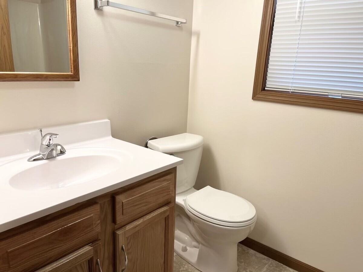 608 New St. - Photo 3 of 4