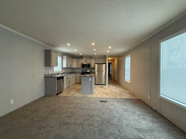 15835 Croatia Dr #482 - Photo 2 of 42