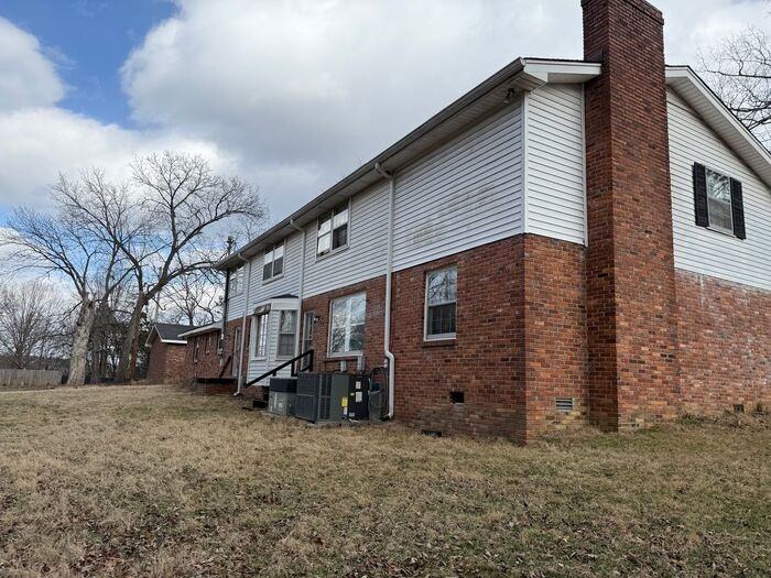 261 Liberty Ln - Photo 2 of 37