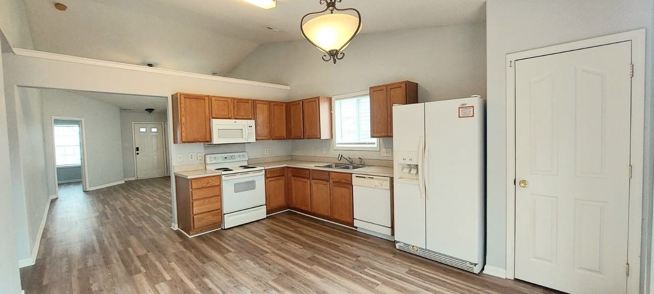 13112 Planters Row Dr #NA - Photo 2 of 15