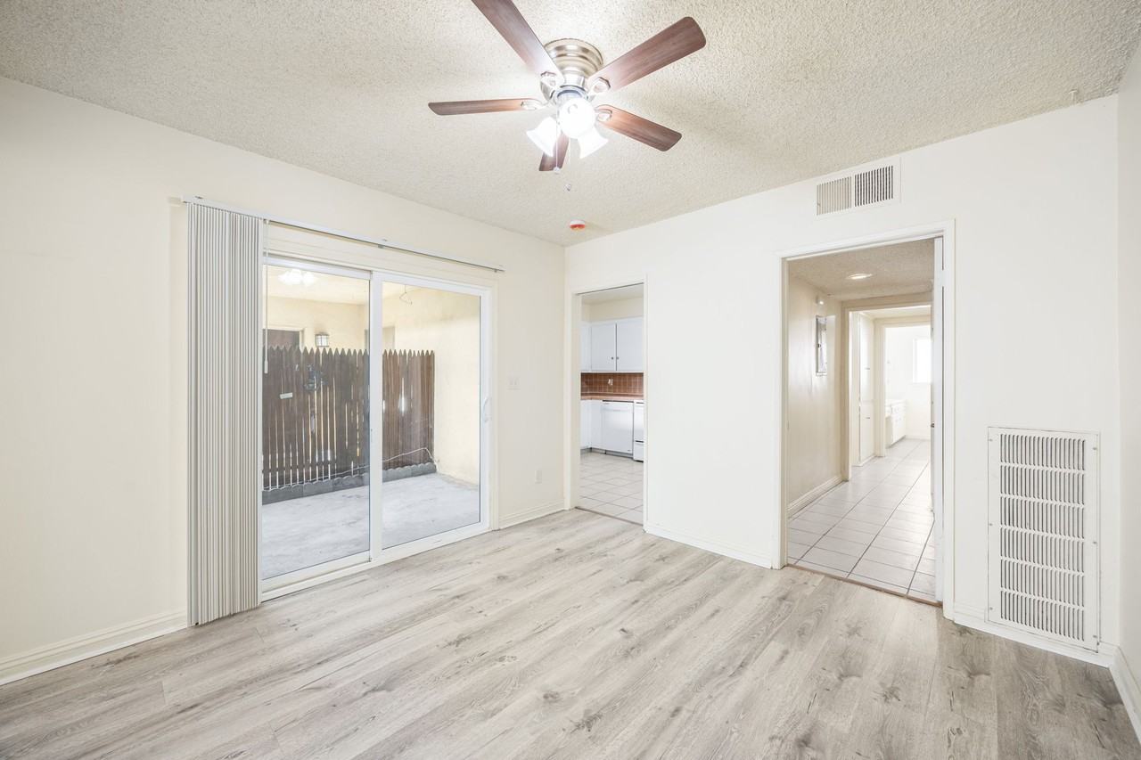 2761 N Golden Ave #7 - Photo 7 of 22