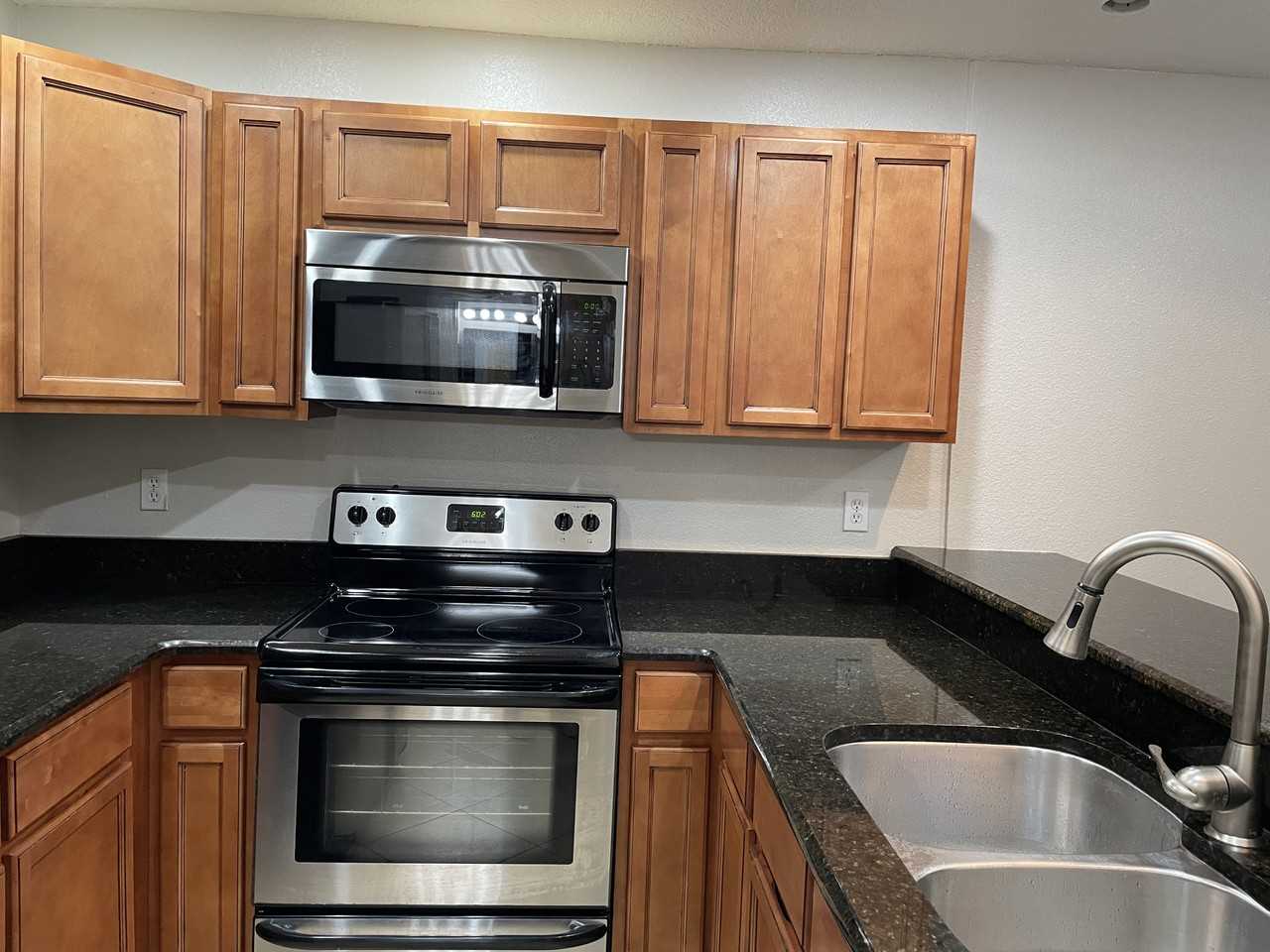 733 Carpenters Way #50 - Photo 3 of 16