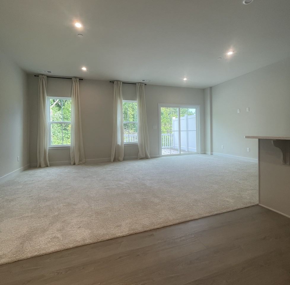 1036 Mountain View Dr #NONE - Photo 2 of 15