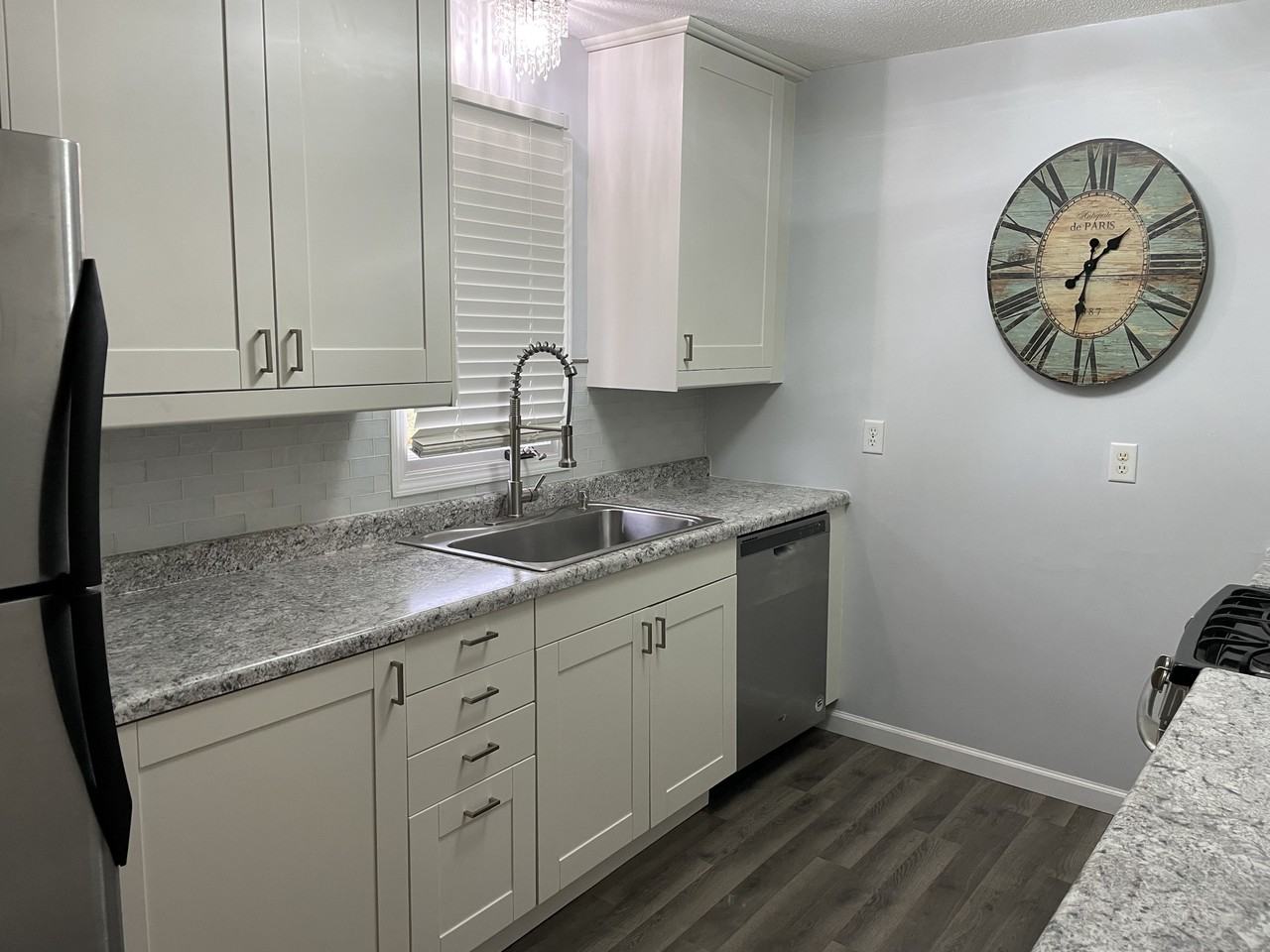 1816 Independence Ave N #2 - Photo 5 of 8