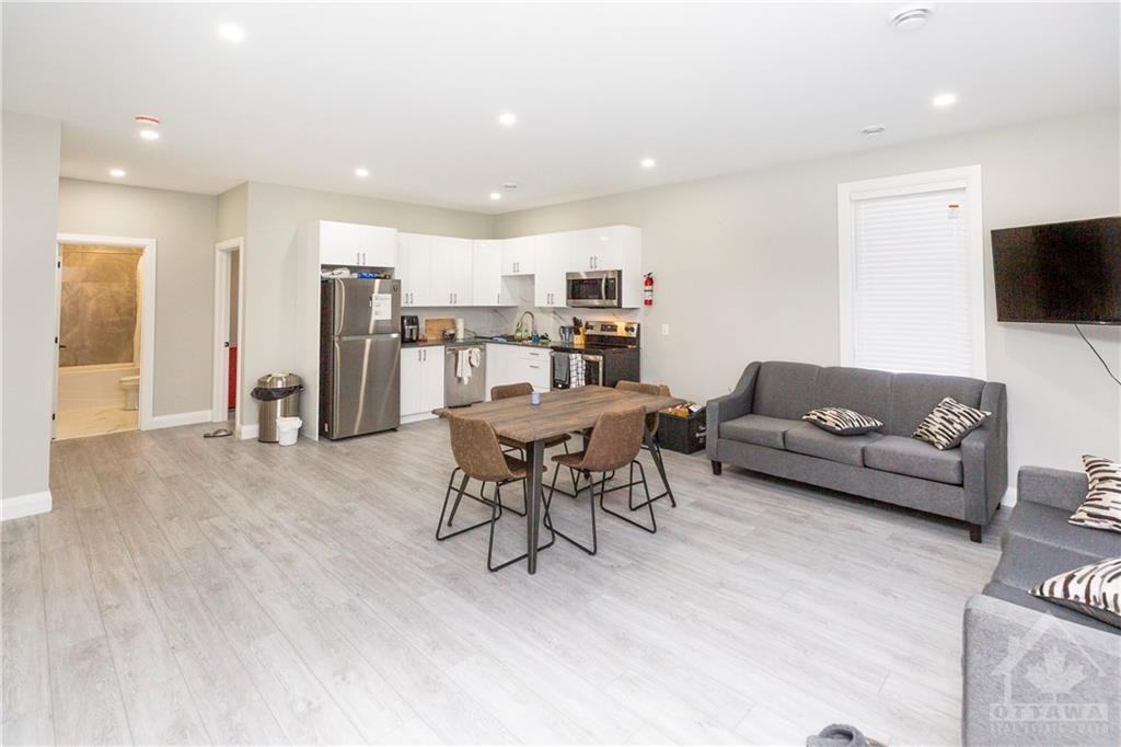 992-994 Fisher Avenue - Photo 2 of 33