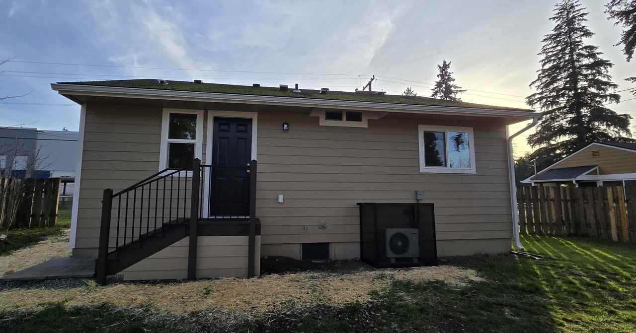 6805 150th St Sw - Photo 3 of 13
