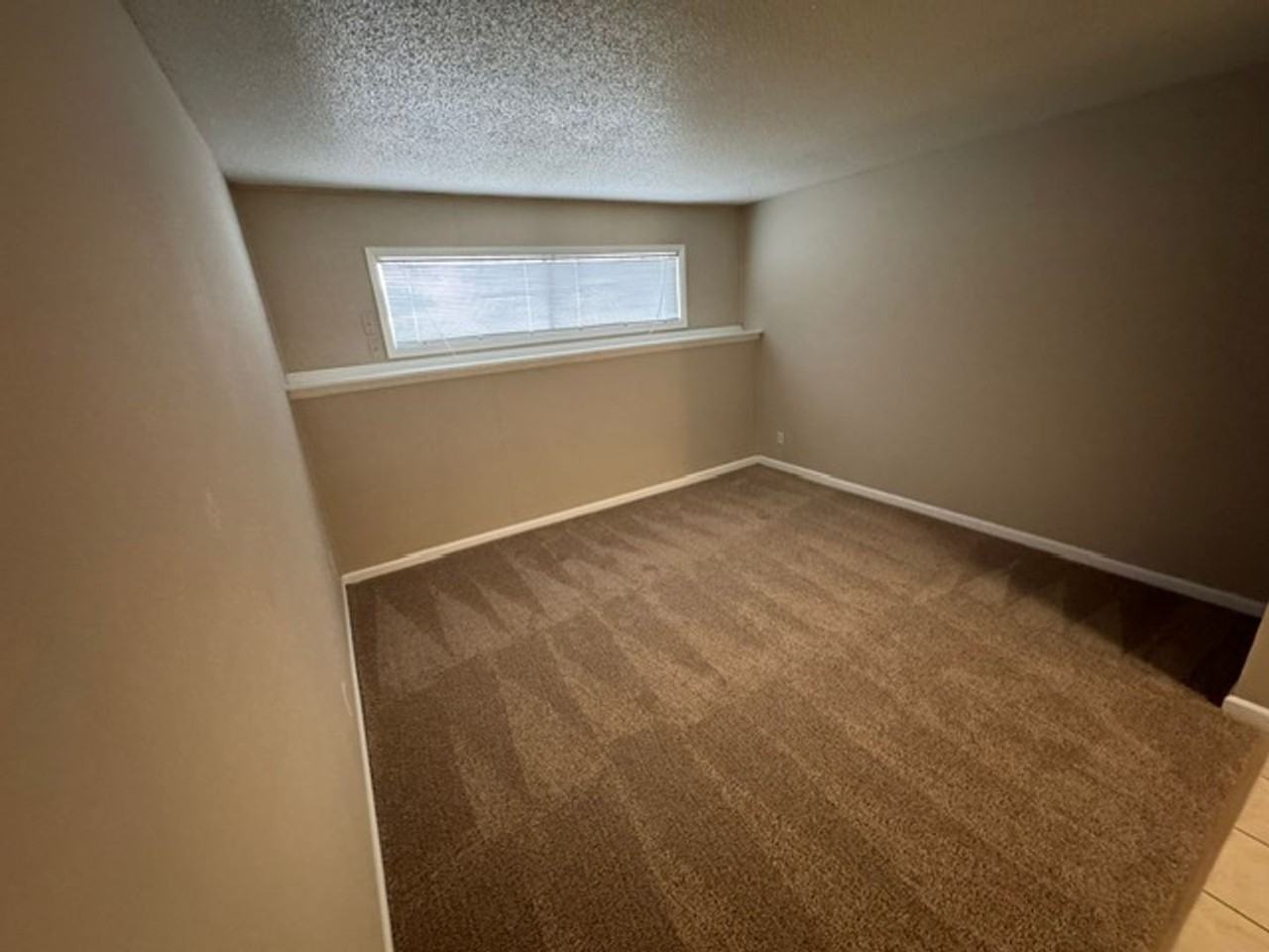 The Oaks Apartments - Photo 2 of 34