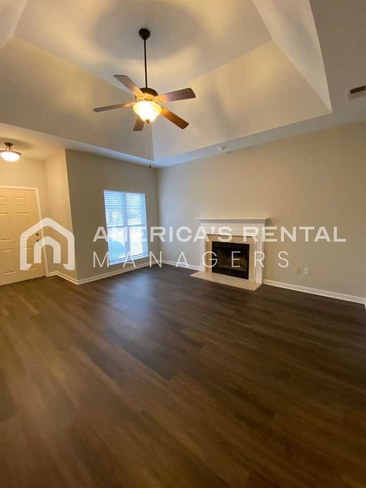 2127 Adkins Pl - Photo 2 of 22