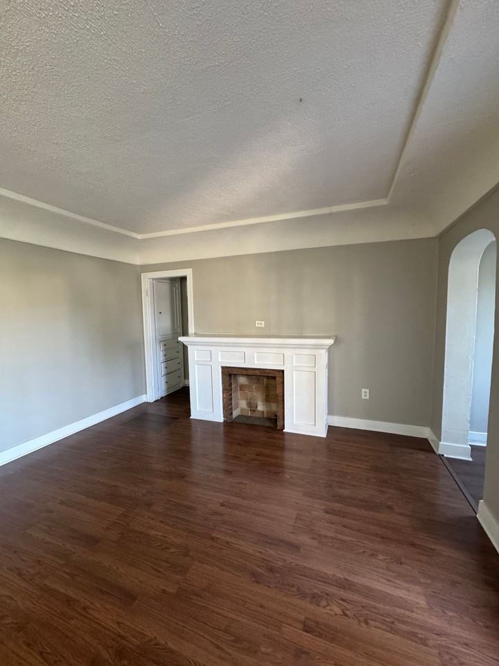 24663 - Photo 5 of 11