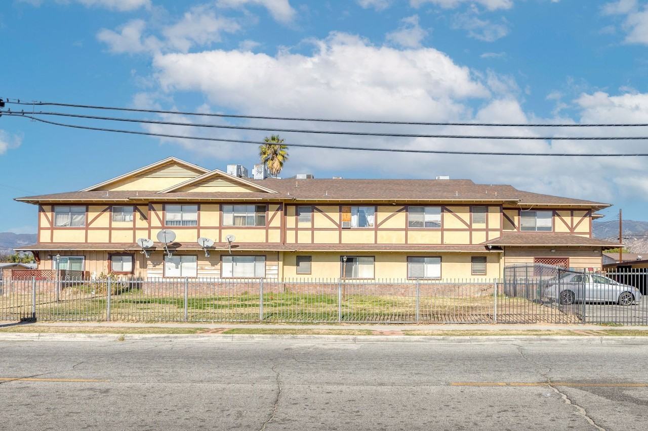 Golden Date Apartments - Photo 5 of 6