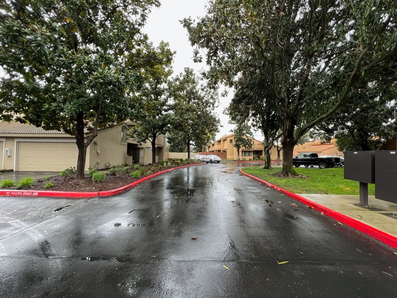 1236 W Roseburg Ave #B - Photo 3 of 50