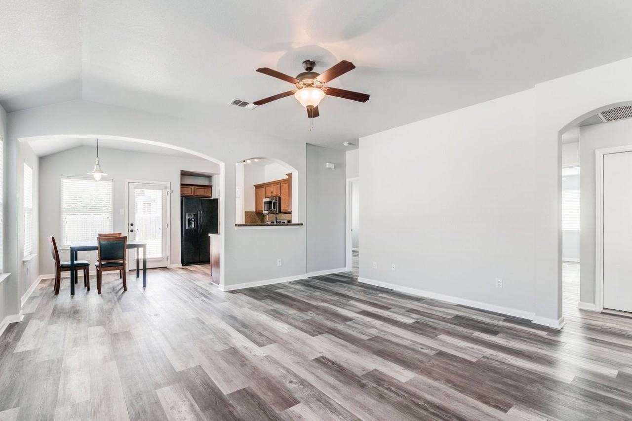179 Valero Dr - Photo 6 of 38
